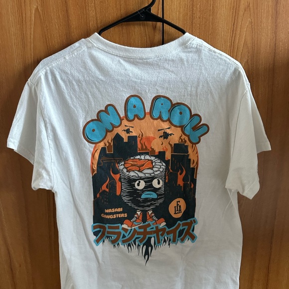 UNIQLO Graphic Tee - Picture 2 of 2